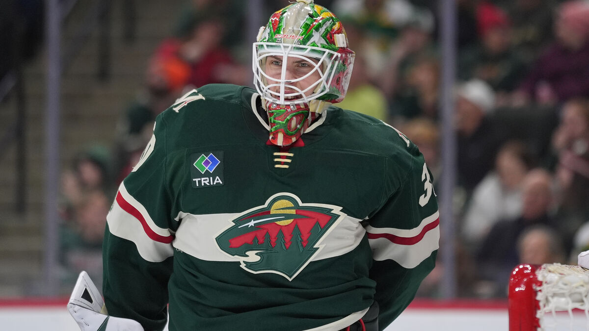 Jesper Wallstedt jersey name changed to Wallstead in late April Fool's joke