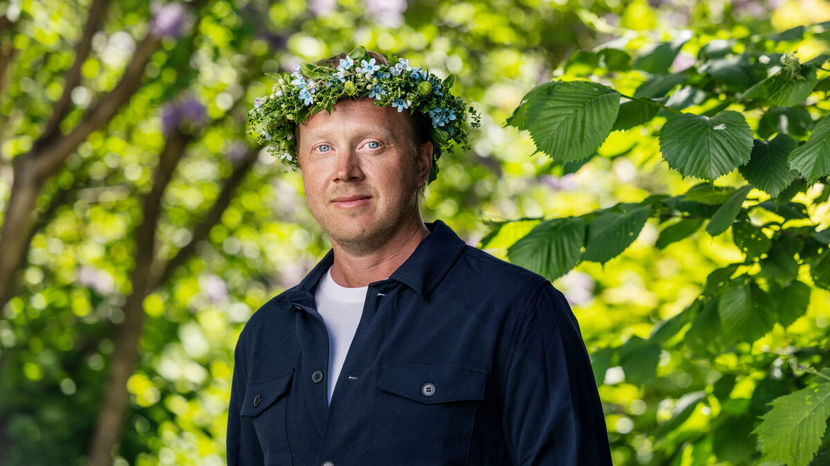 Ukraine volunteer chosen as listeners' Summer host