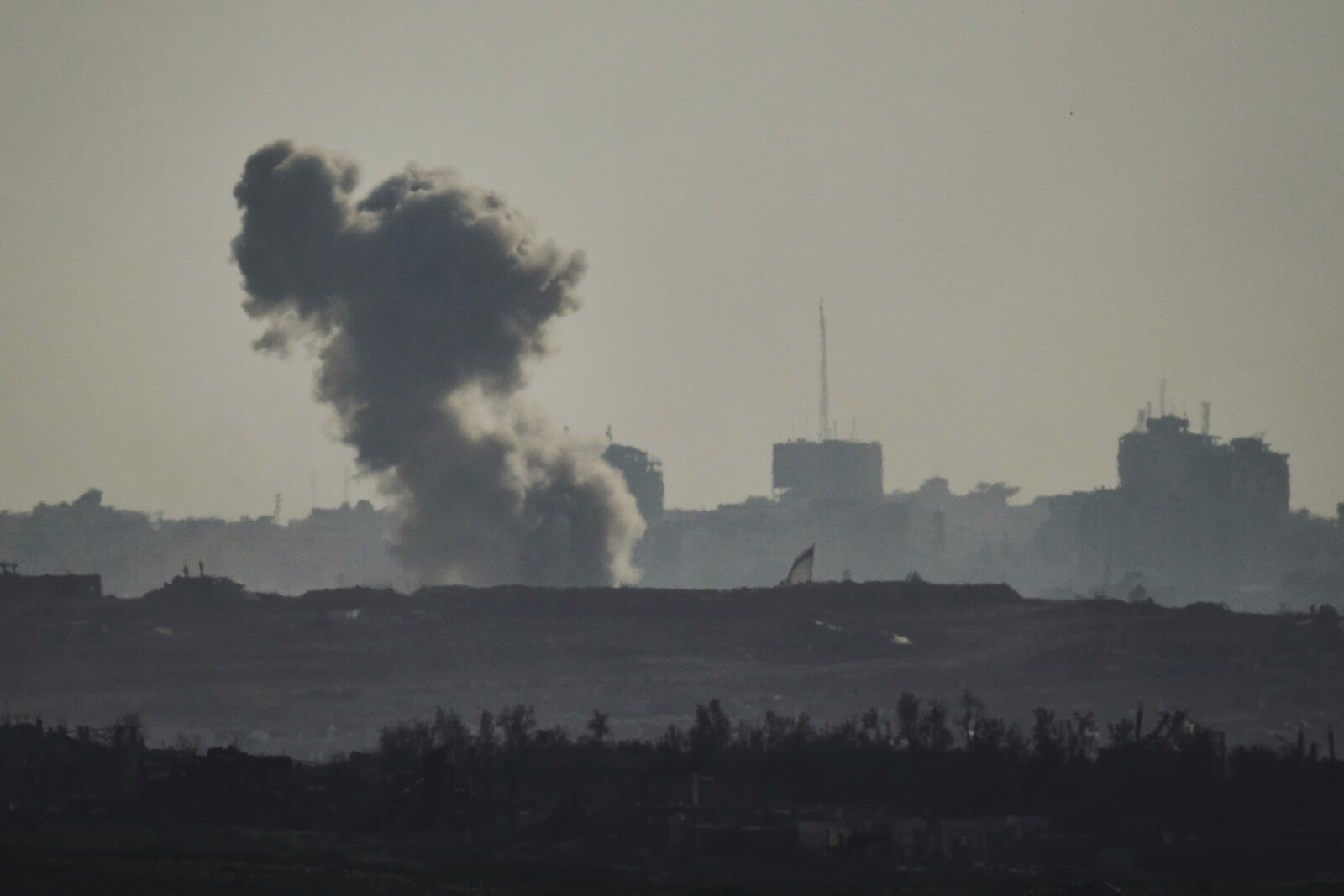 Ten Killed in Israeli Strikes