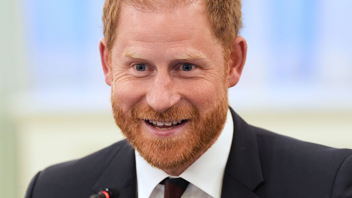 Prince Harry and six celebrities ordered to pay £9.5 million after Daily Mail lawsuit loss