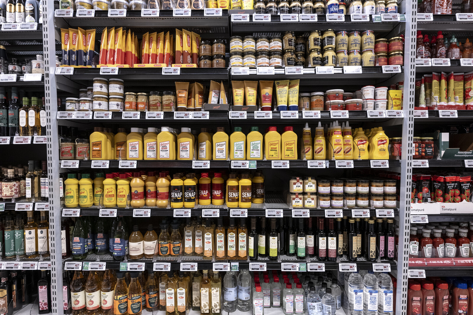 Retail Outlook Brightens as Consumer Spending Set to Boost Economy
