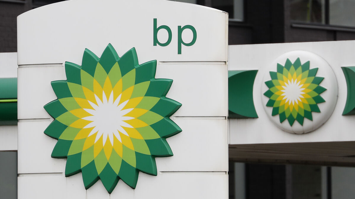 BP chairman Albert Manifold resigns, shares plunge