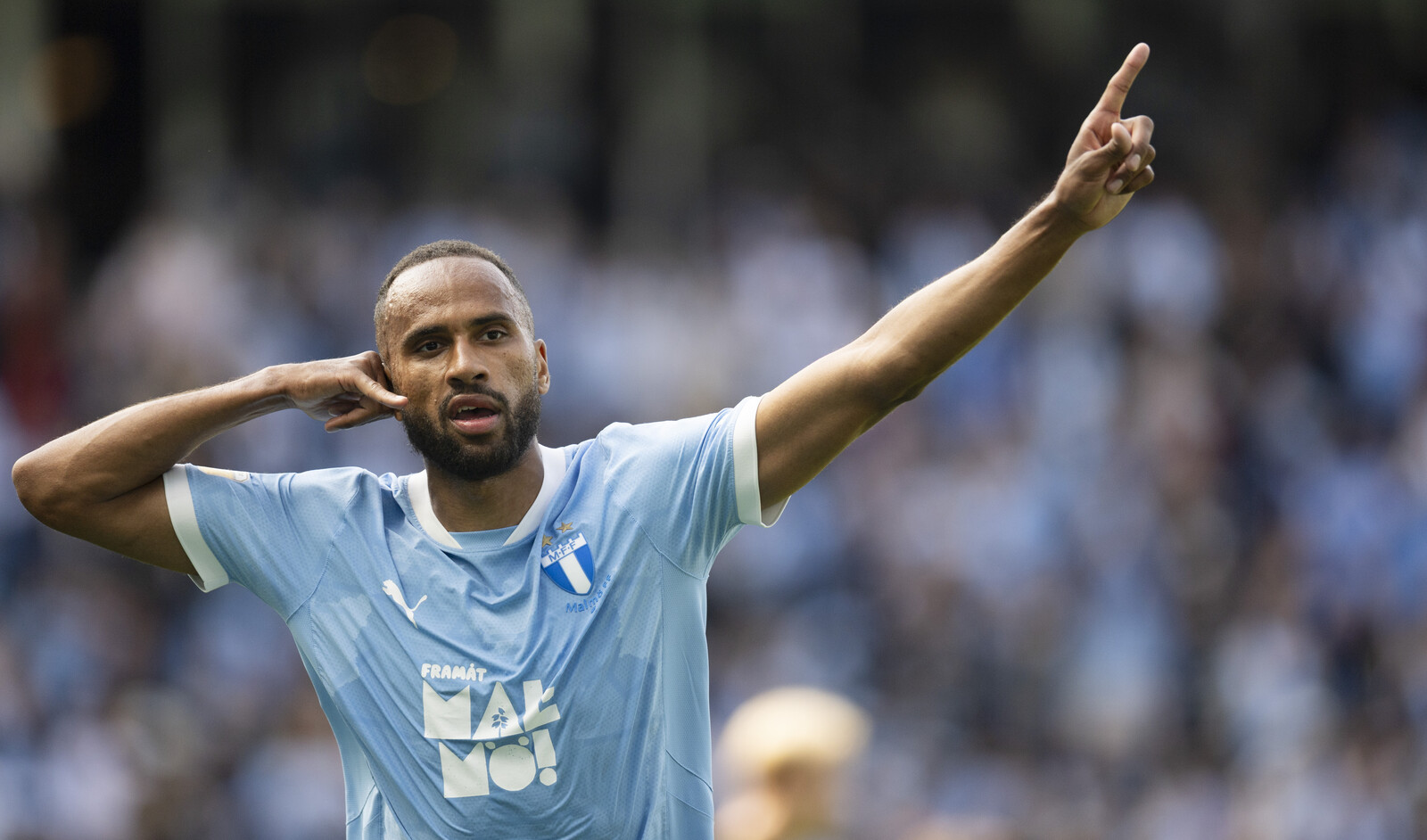 Kiese Thelin Set to Join Urawa Red Diamonds in Japan