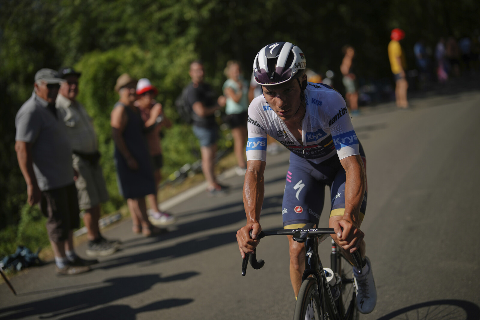 Remco Evenepoel Withdraws from Tour de France During 14th Stage