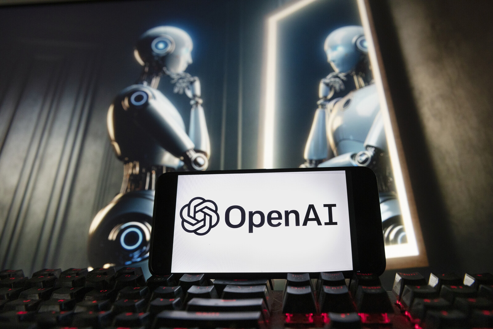 AI Chatbots Show Inconsistency on Suicide Support, Study Finds