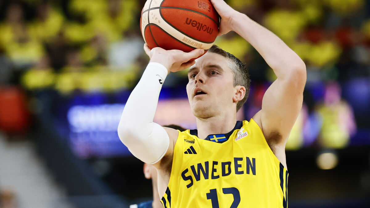 The World Cup dream is alive - Sweden won the must-win basketball match
