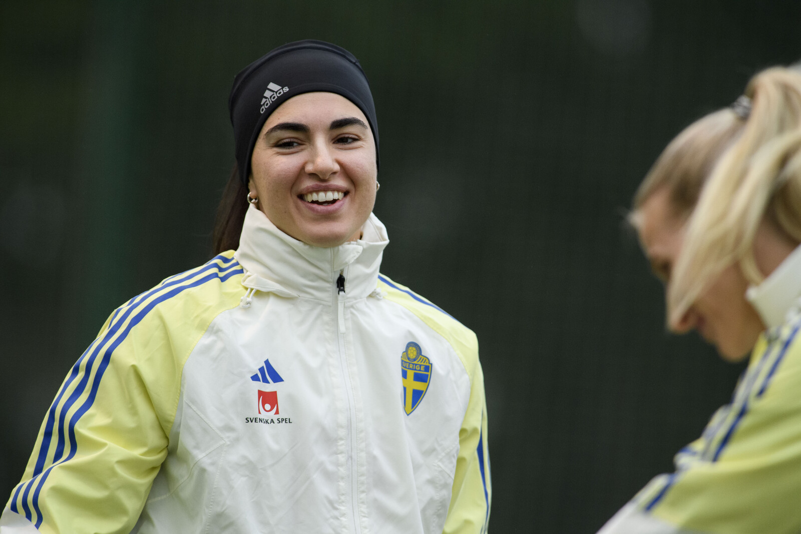 National Team Goalkeeper Pregnant – Months Before the European Championship