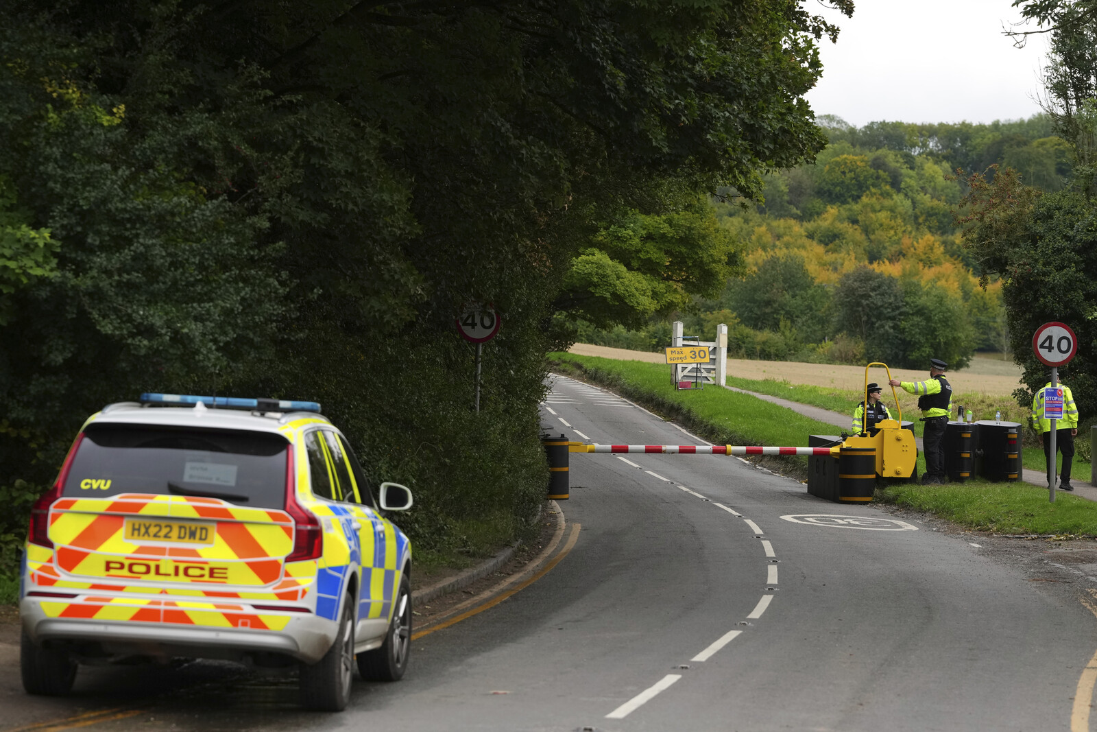 Three Arrested in UK for Suspected Russian Espionage