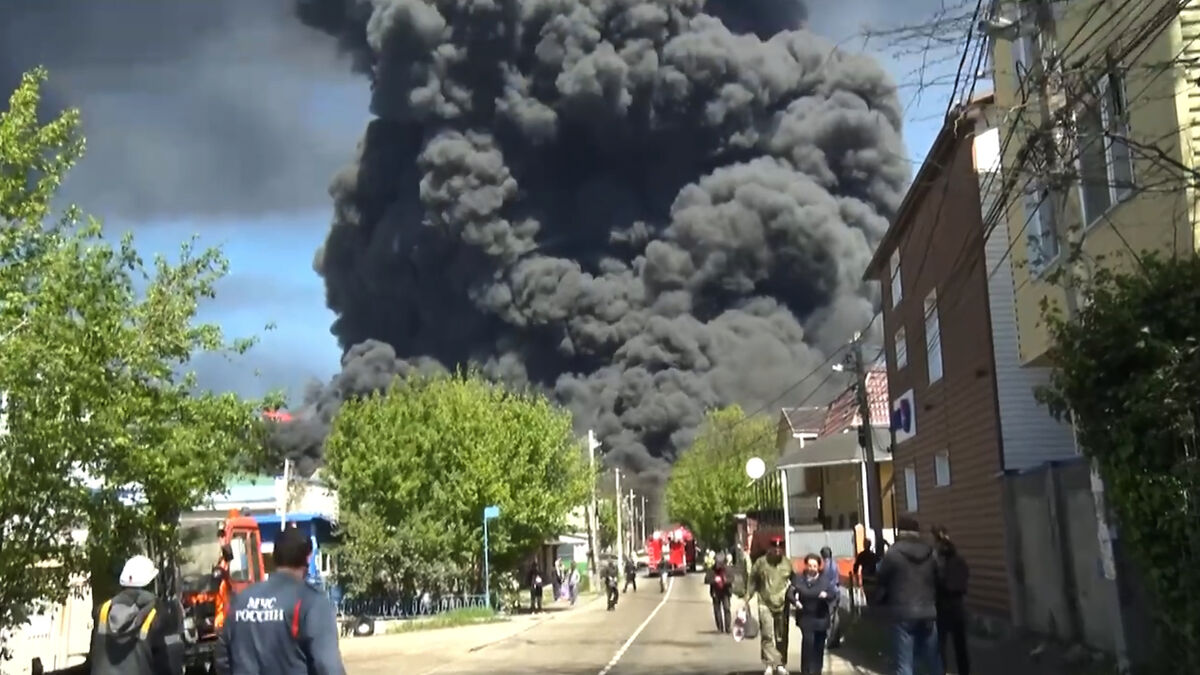 Oil plant burns deep in Russia in drone attack