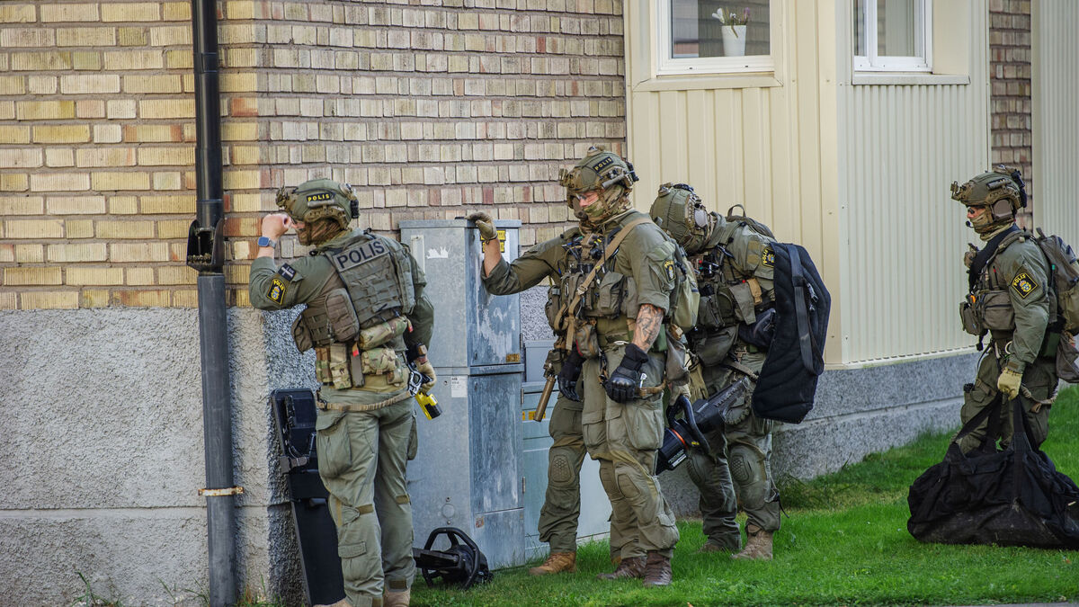 Fagersta school attack leaves at least two minors seriously injured, man arrested