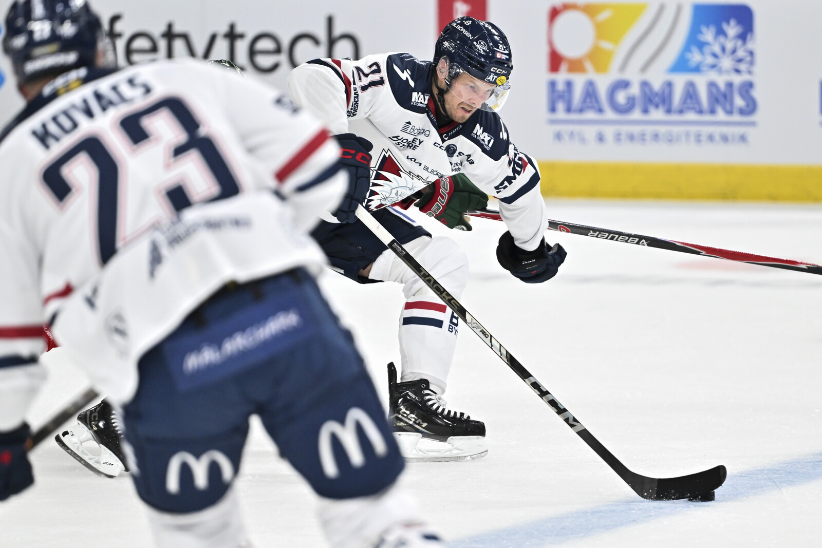 Linköping Celebrates First SHL Win