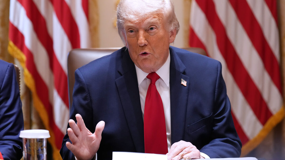 Shaky public support for Donald Trump as approval ratings fall