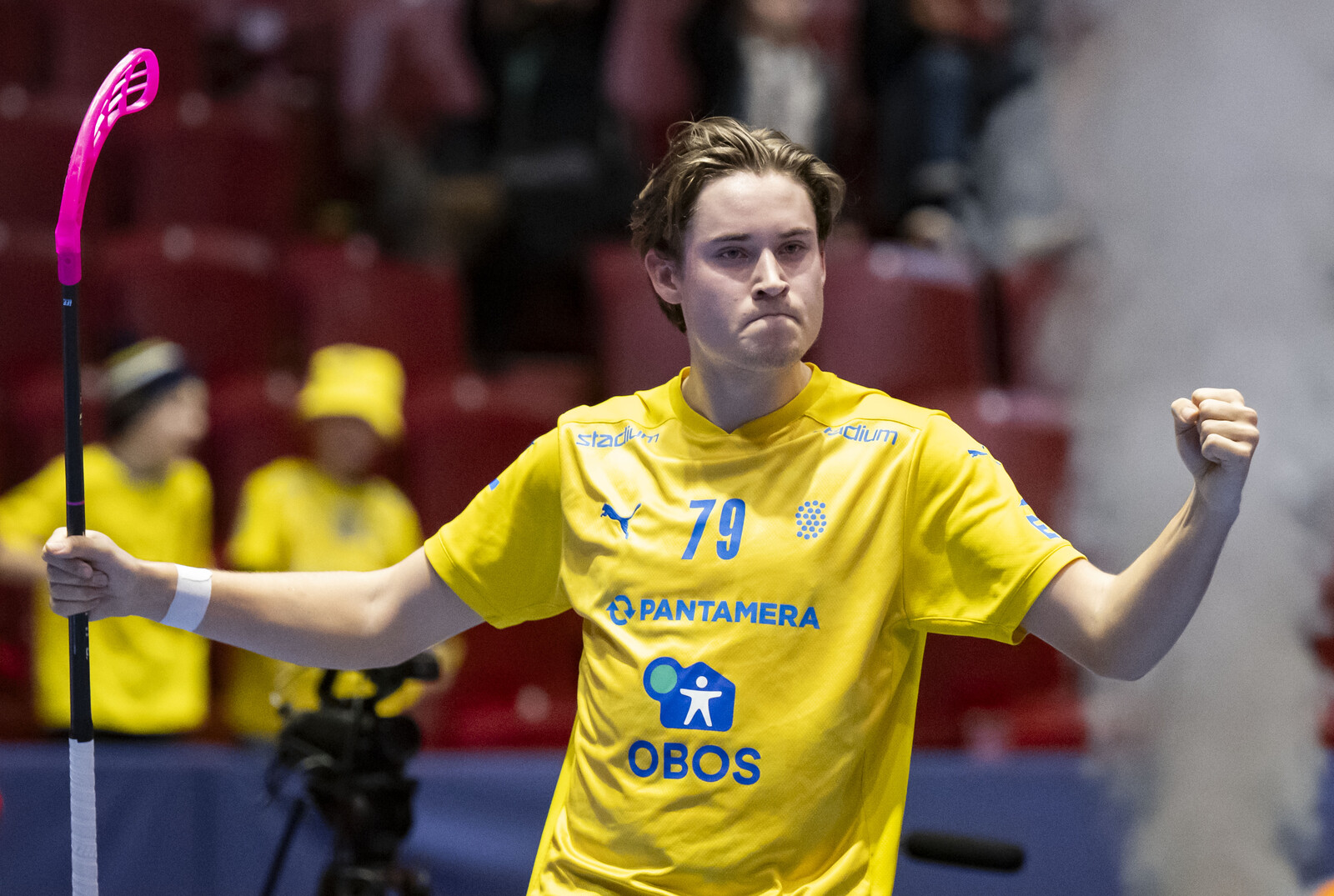 Sweden close to debacle against