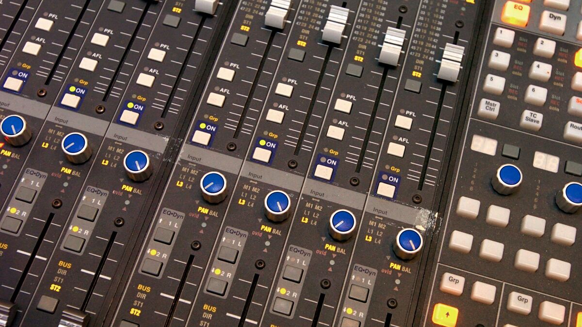 Music giants being sued over AI money