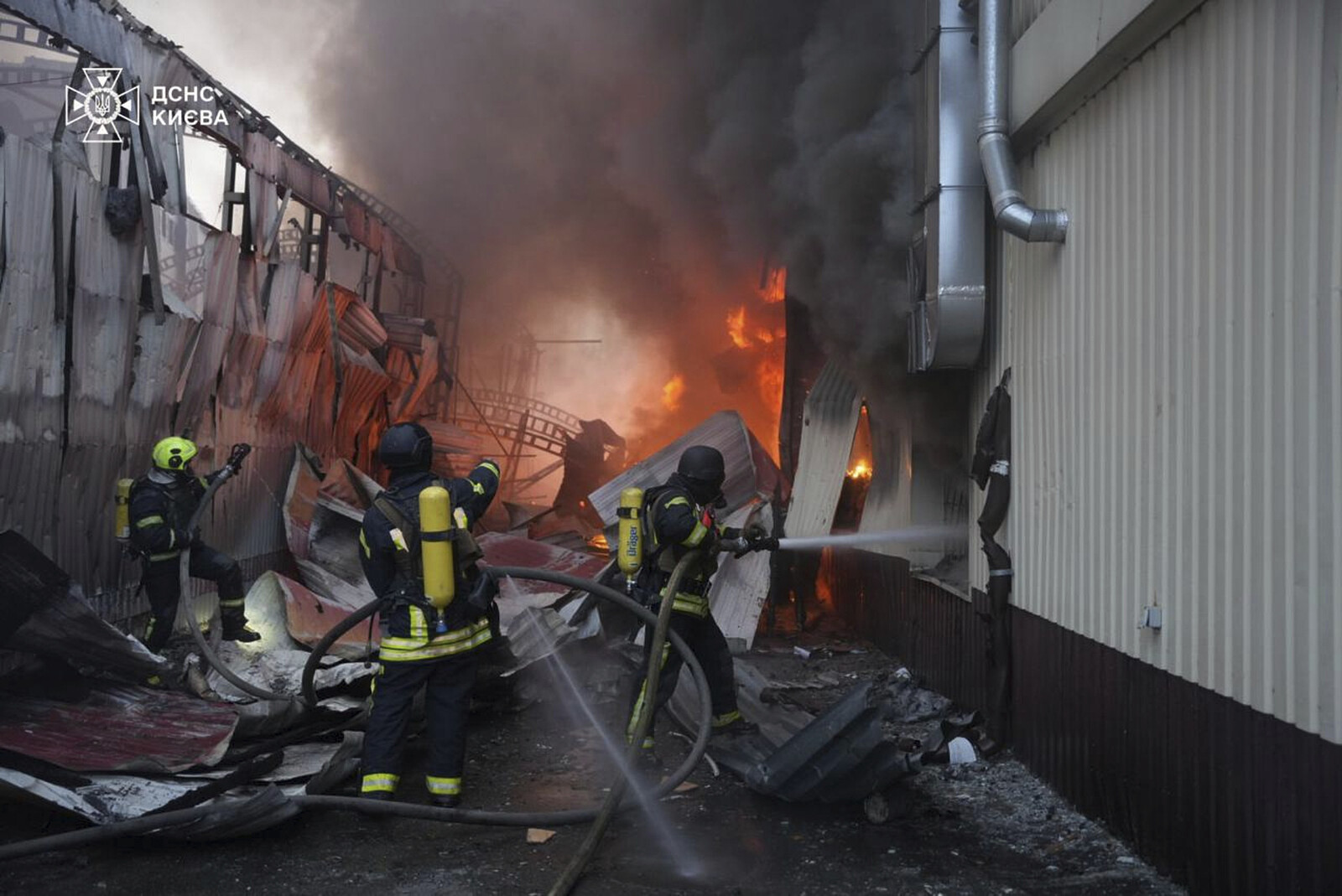 Missile Strikes Hit Ukraine as Air Defense Responds