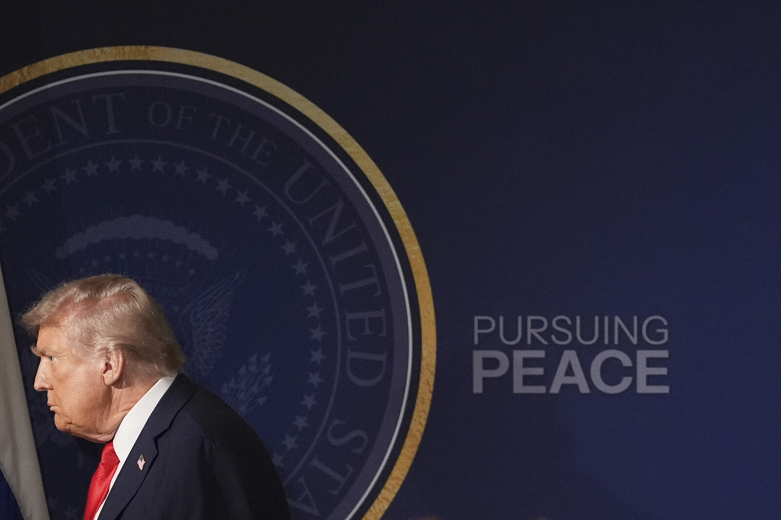 Trump: Ukraine Won't Join NATO or Regain Crimea