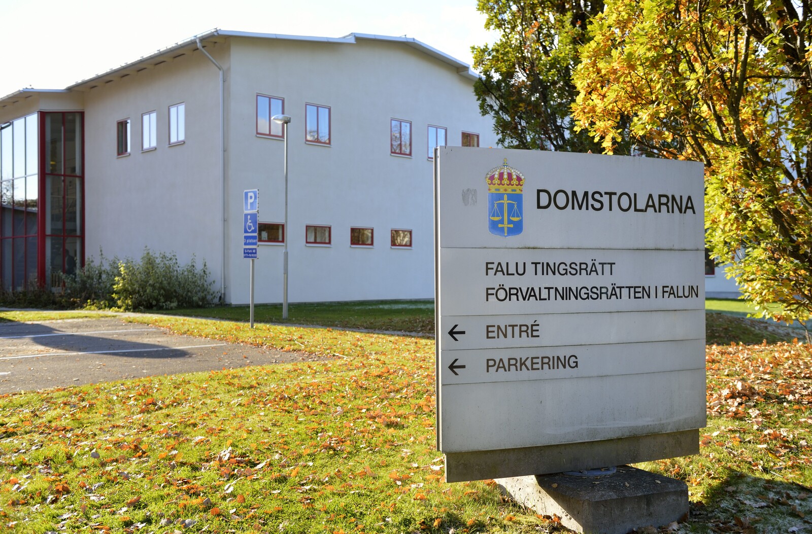 Teen Acquitted in Falun Girl's