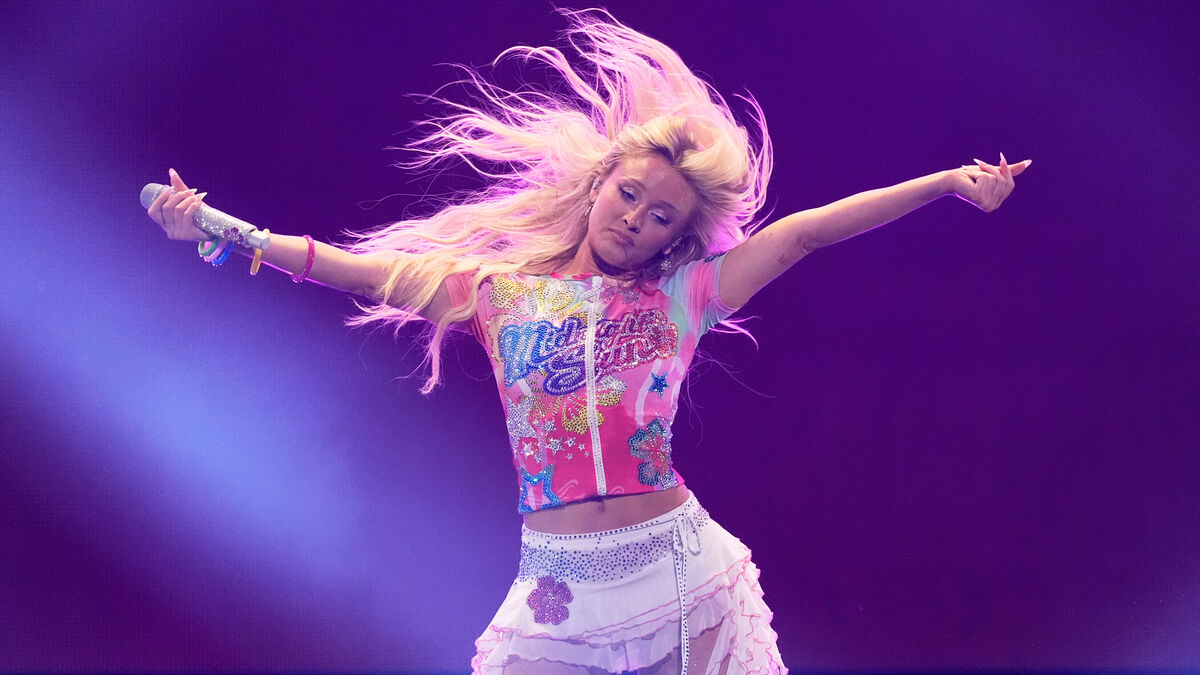 Zara Larsson: I fucking hate ICE