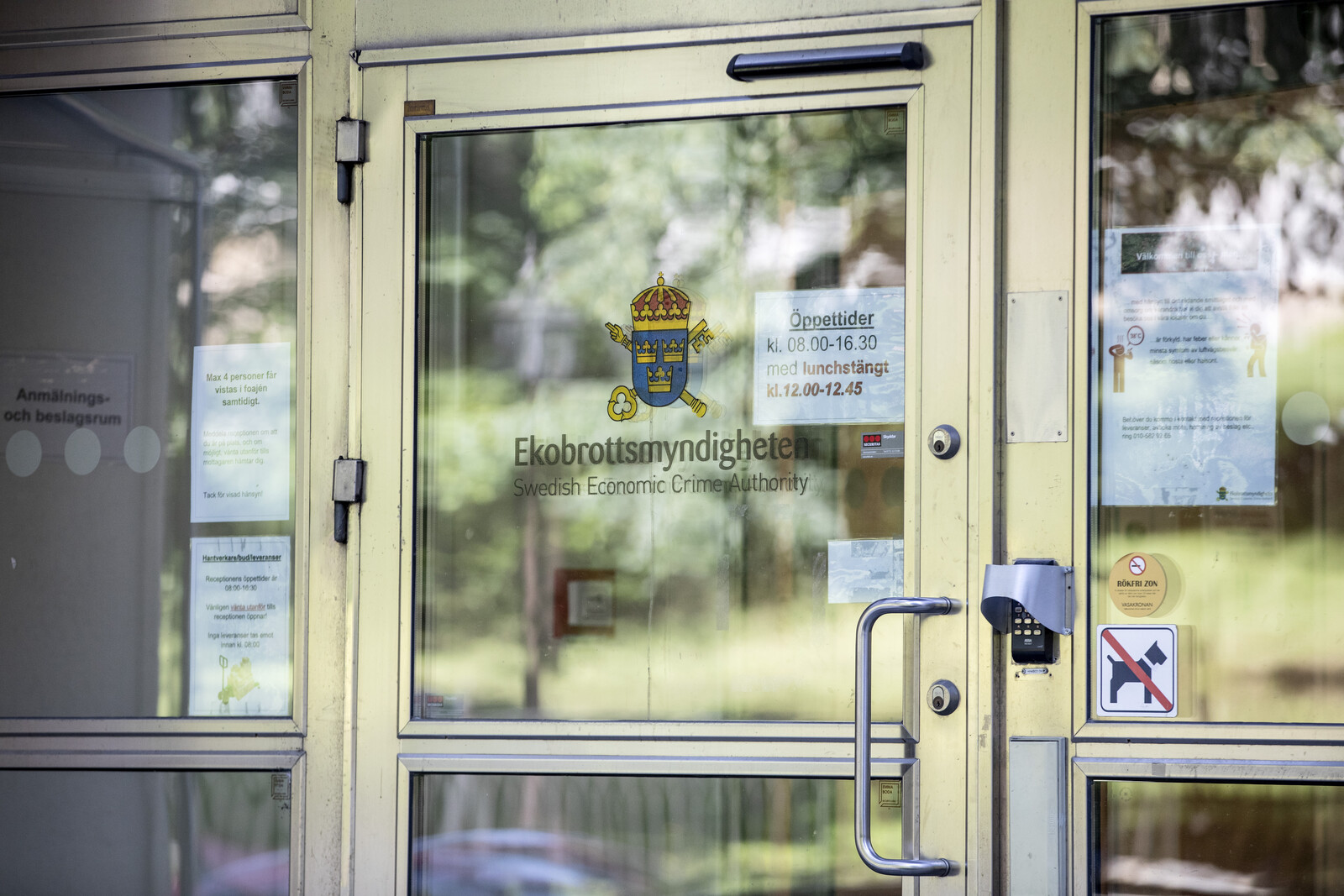 13 Suspected of Insider Trading After Dawn Raid