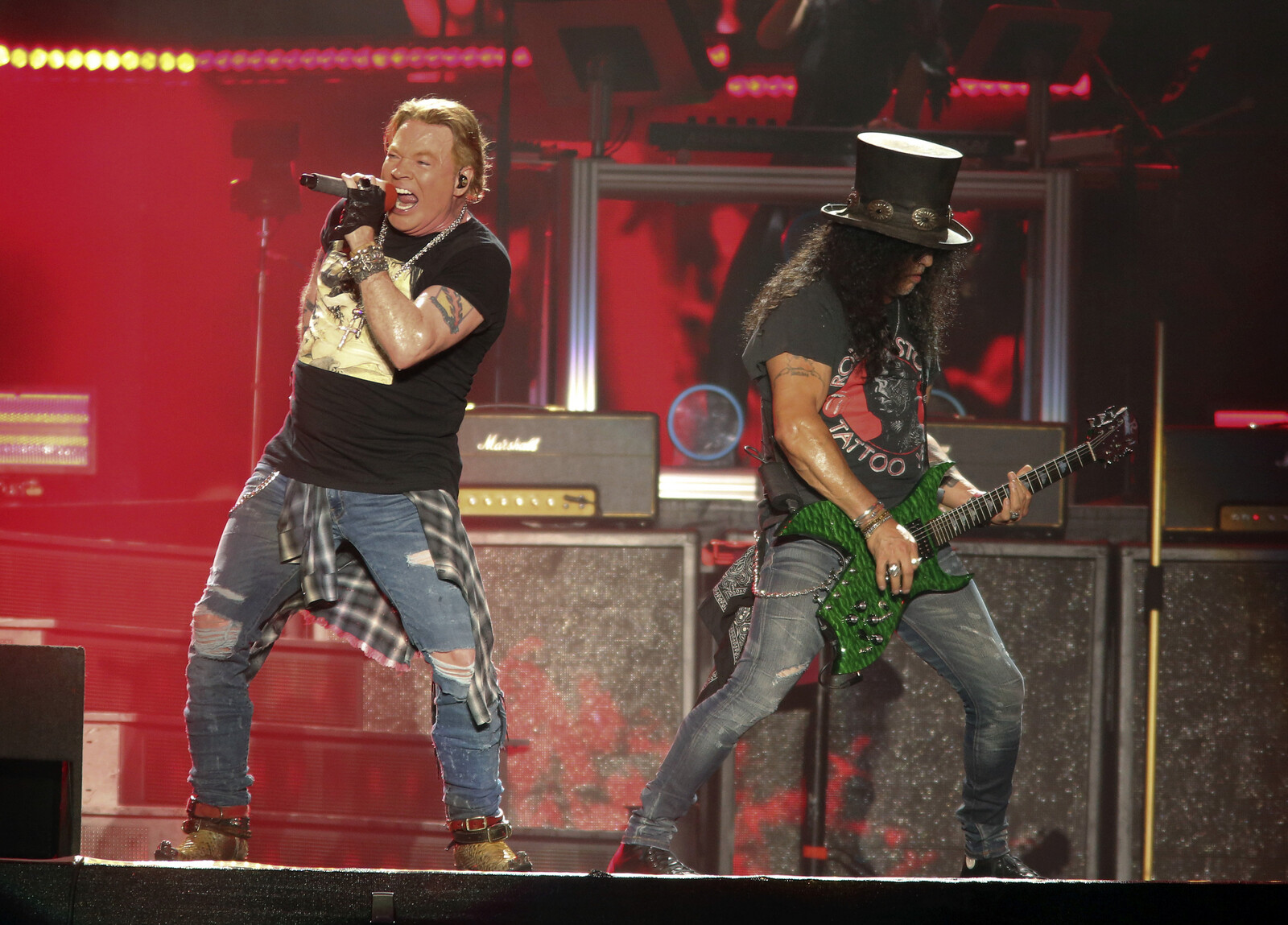 Guns N' Roses to Sweden this summer