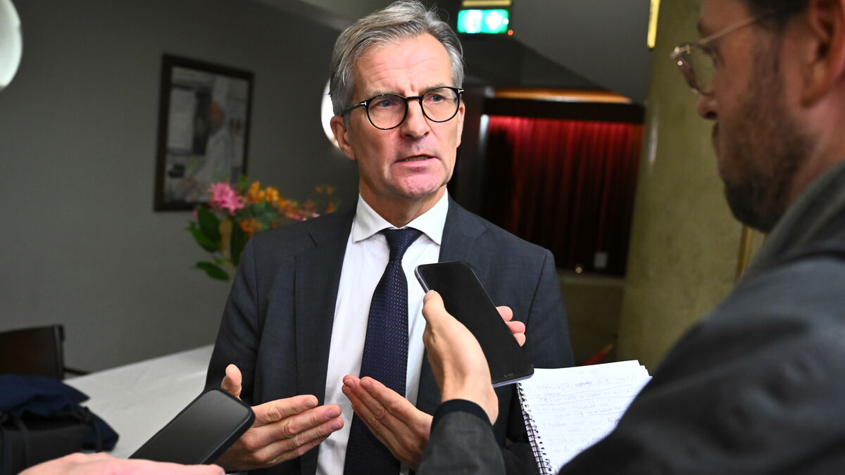 Sweden’s Riksbank Governor Warns Inflation