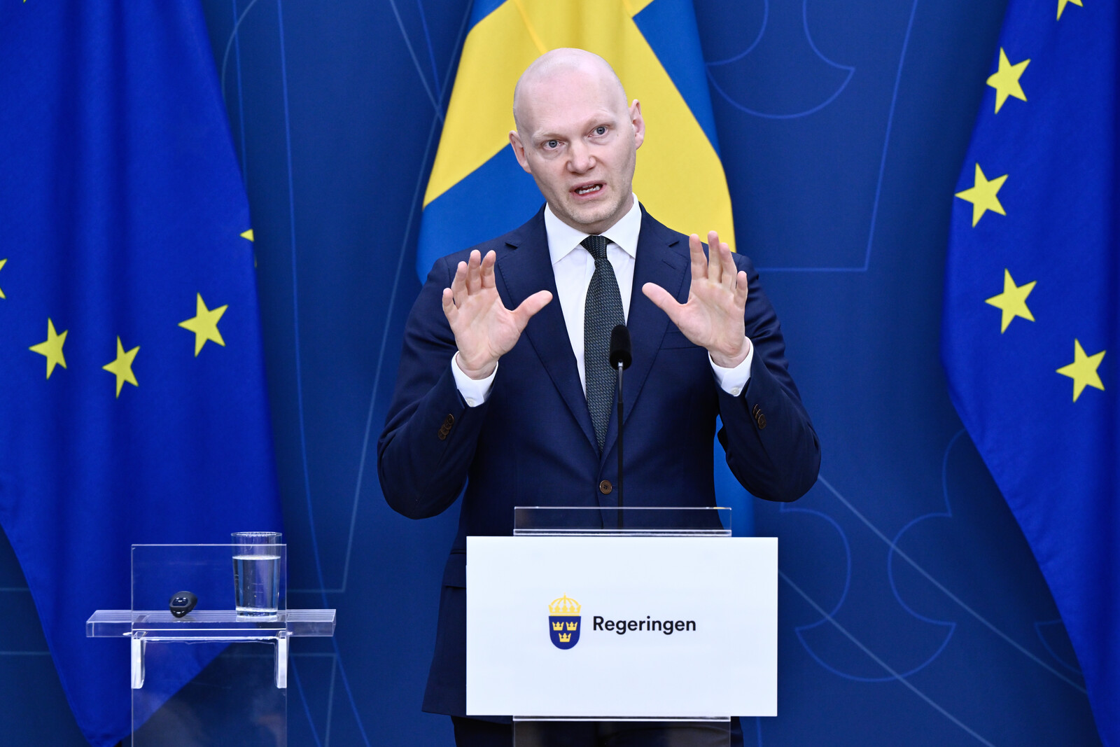 Swedish Finance Minister Warns of Potential Stock Market Challenges