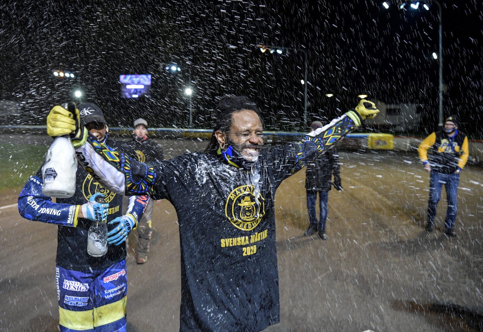 Speedway star Antonio Lindbäck retires