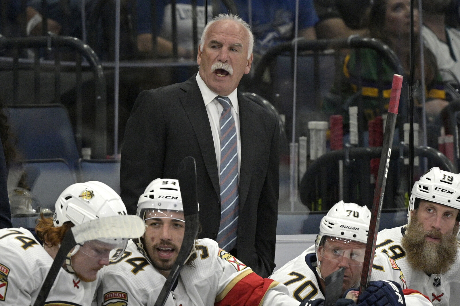 Joel Quenneville Returns as Anaheim Ducks Coach After Scandal