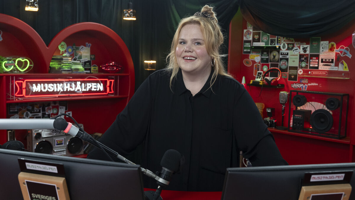 Linnéa Wikblad incites "people's movement