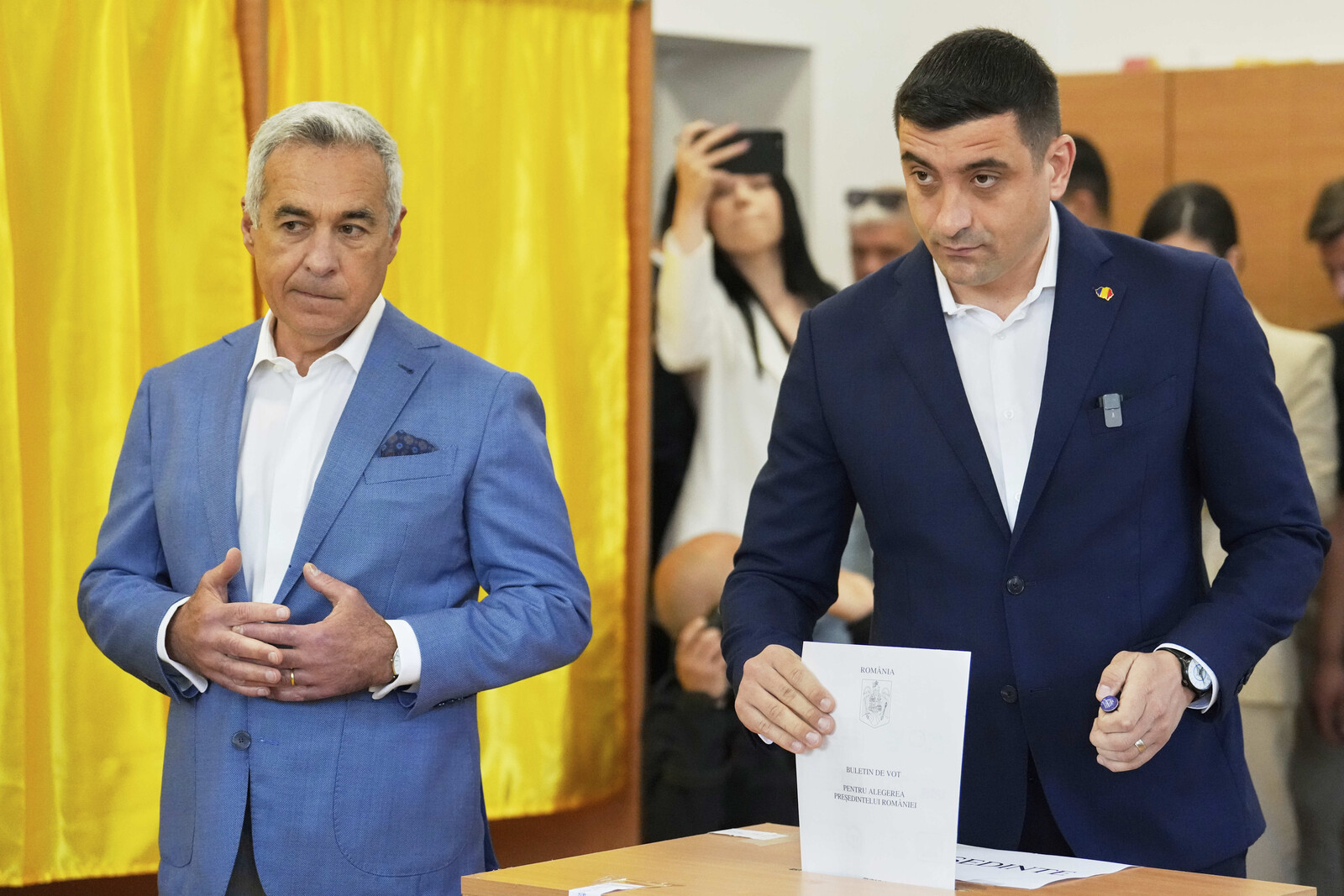 George Simion Leads Romania's Presidential