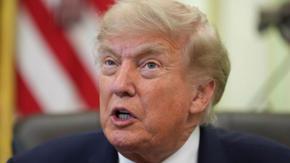 US Sends First Migrant to