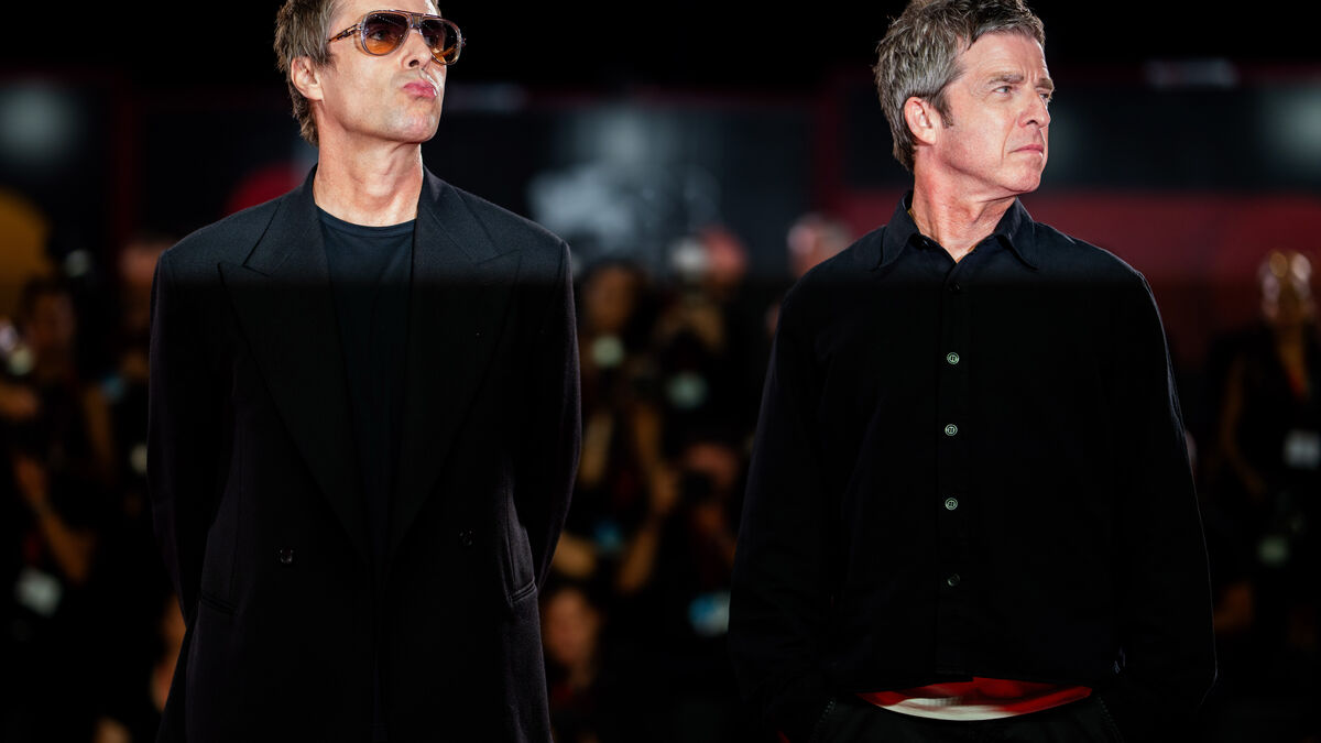 Oasis recordings, including concerts and rehearsals, to be sold at auction despite band concerns