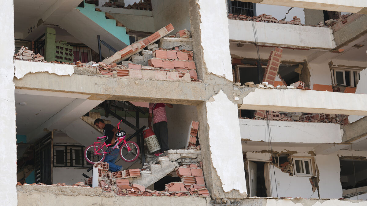Venezuela quake death toll rises