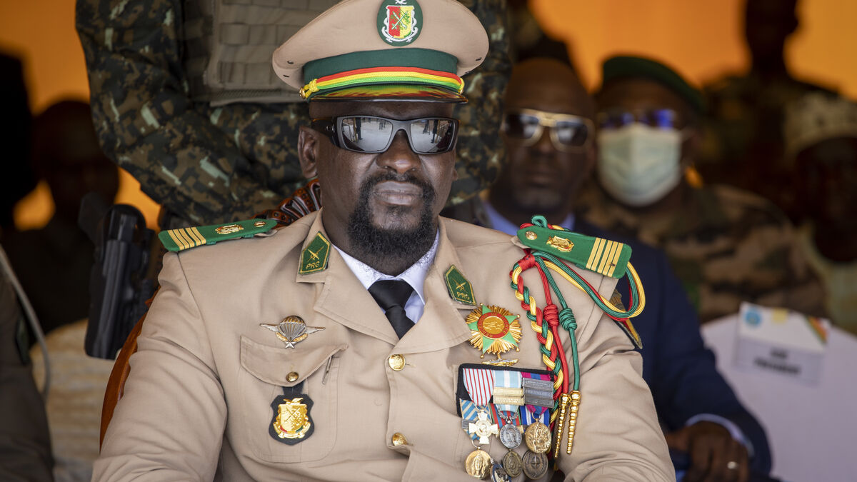 Junta leader breaks promise –