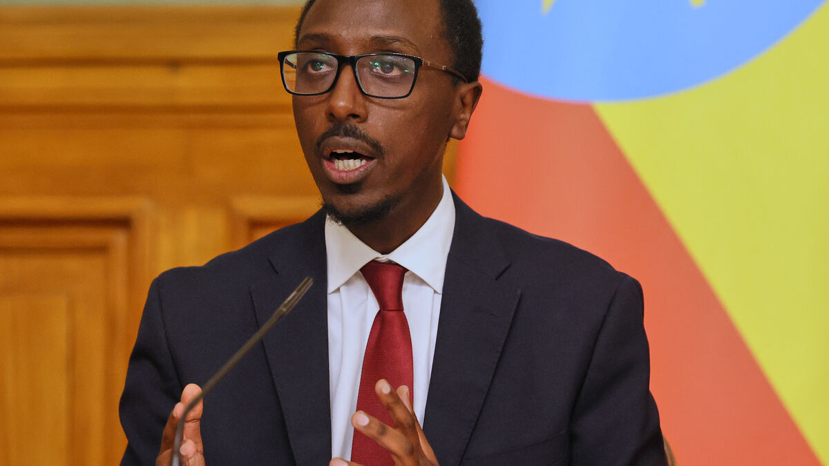 Ethiopia demands Eritrea withdraw forces