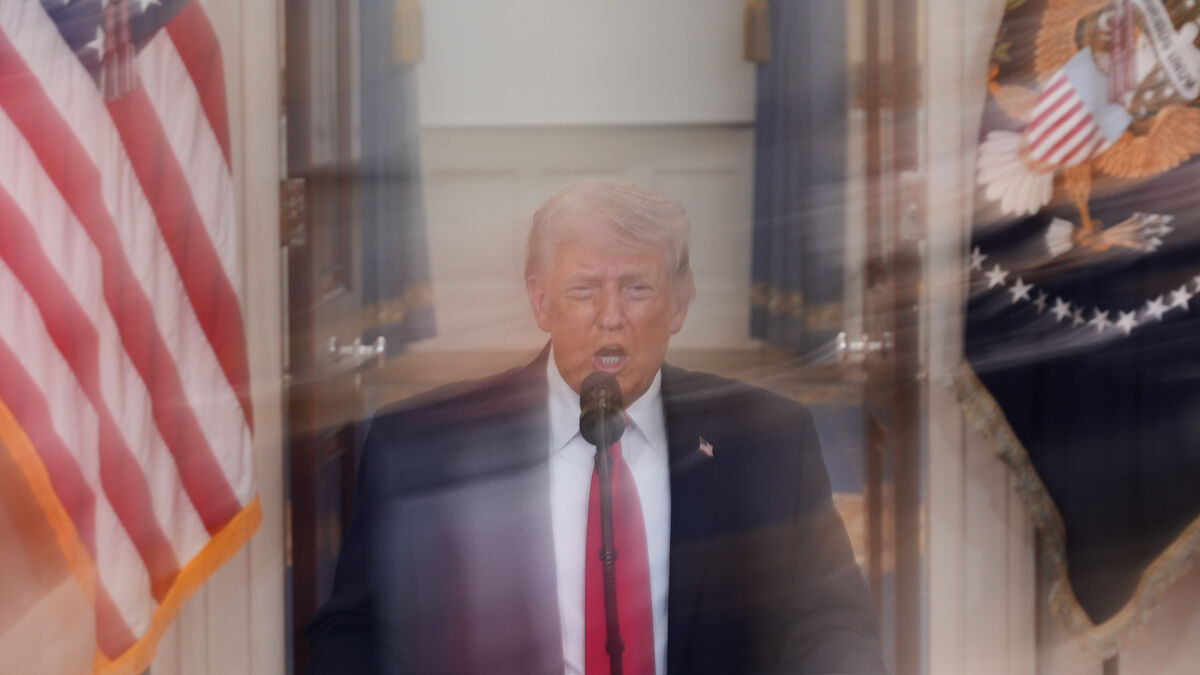 Trump threatens Iran - how