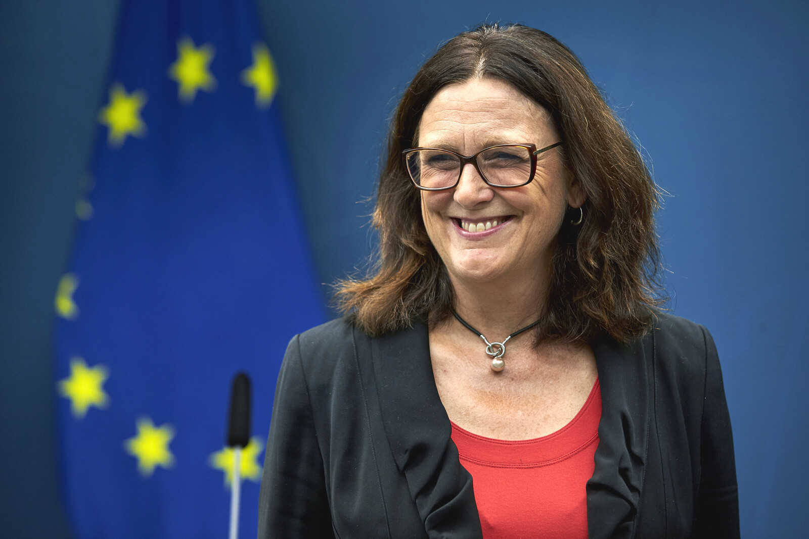 Malmström: EU must stand firm against the USA