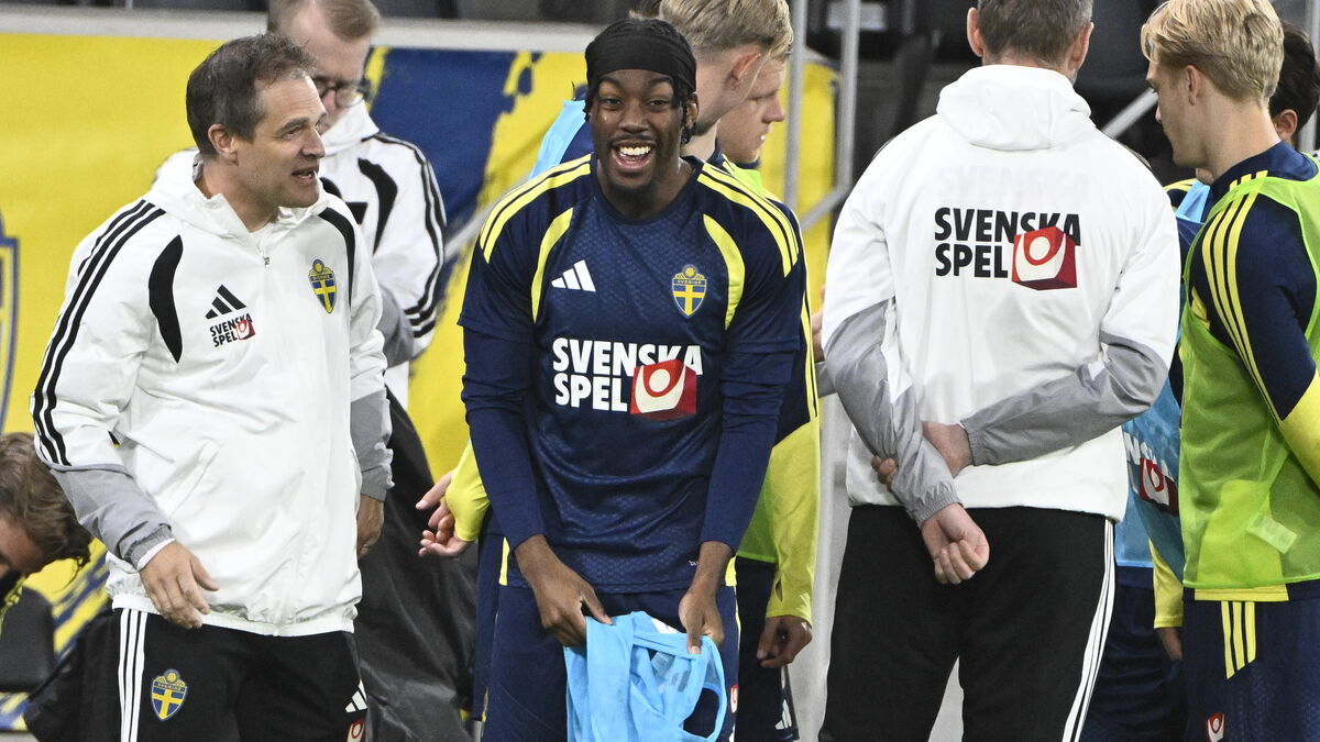 Tormentor - Elanga misses his