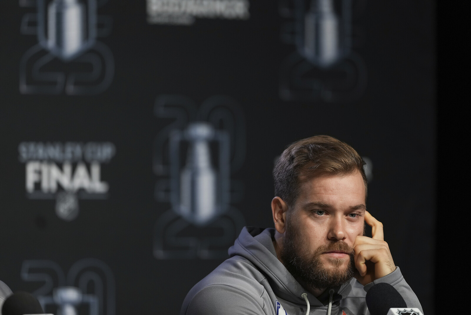 Viktor Arvidsson Traded from Edmonton to Boston
