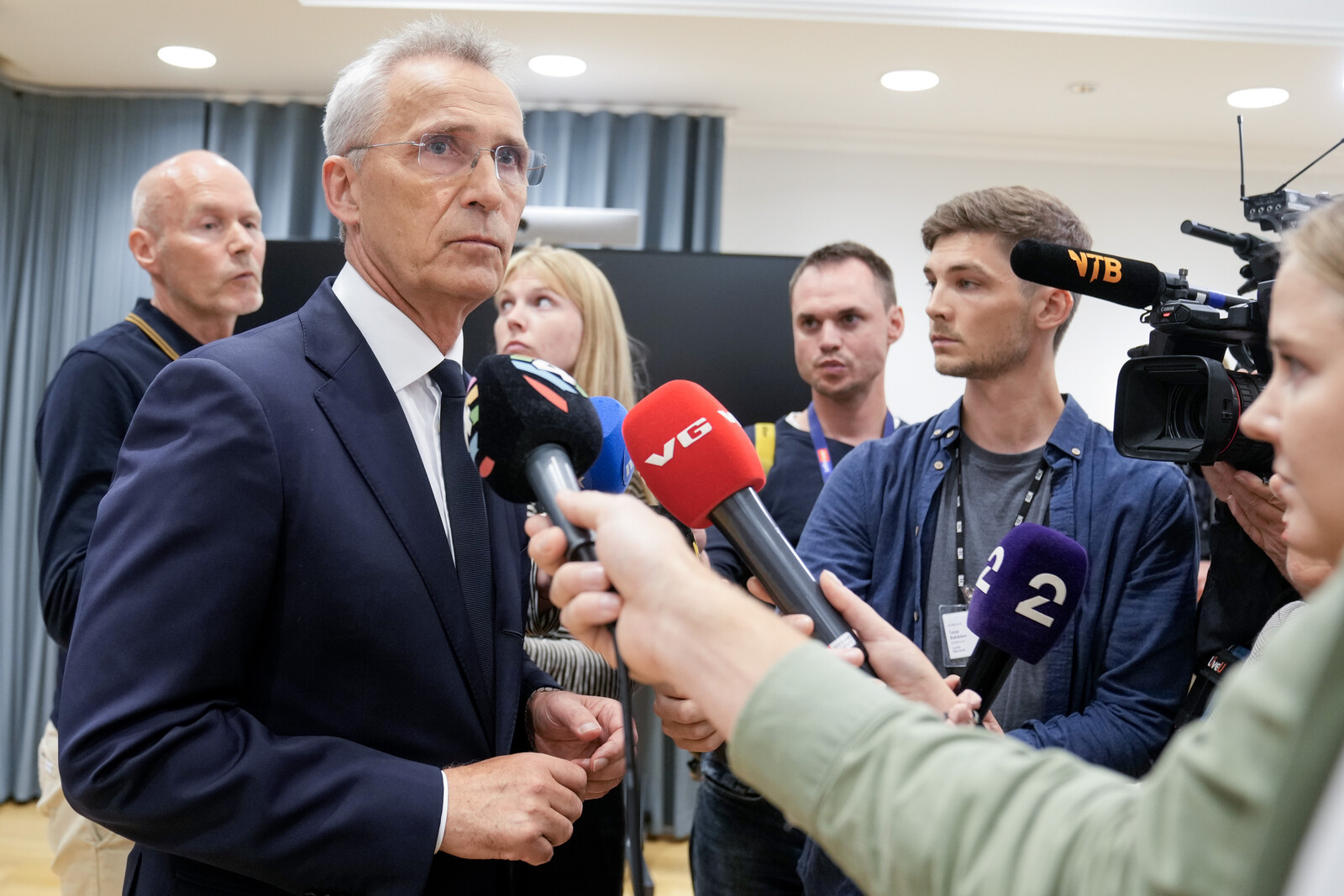 Oslo Crisis Meeting Held Over Norway Oil Fund Investment Dispute