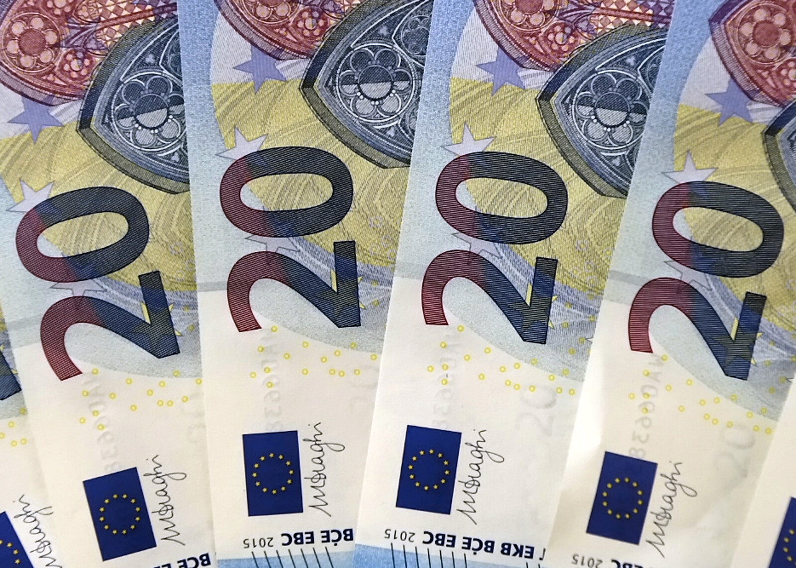 Euro Zone GDP Growth Exceeds Expectations in Second Quarter