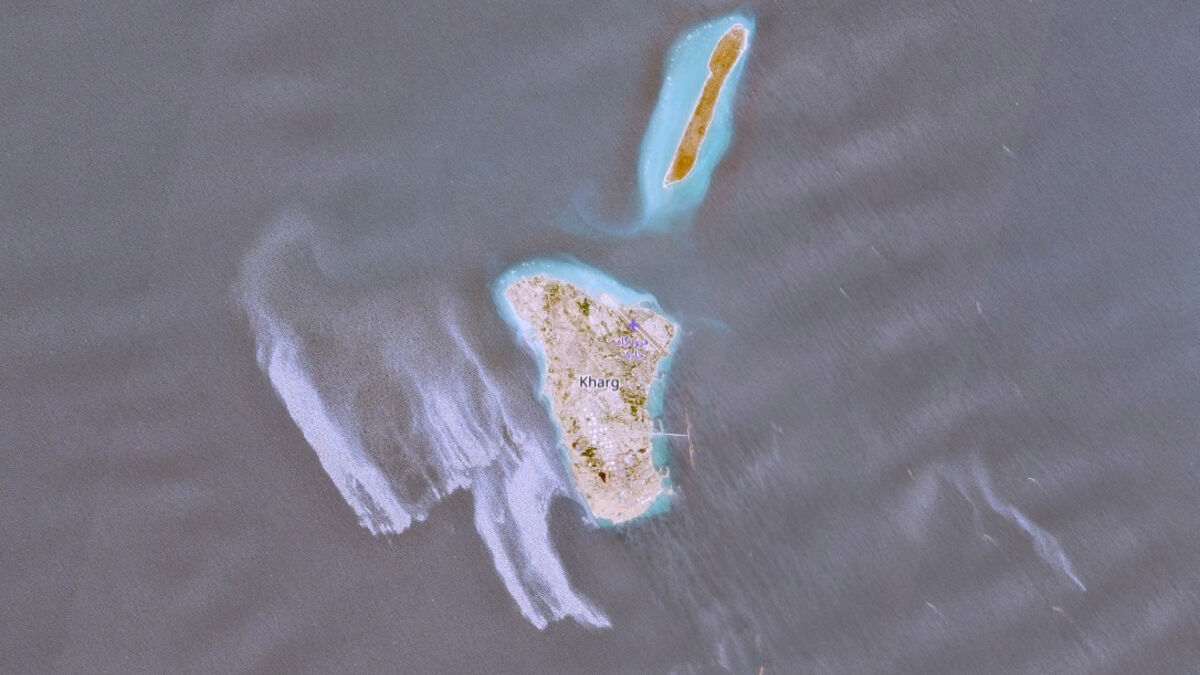 Suspected oil leak off Iranian island Kharg spreads over 52 square kilometers