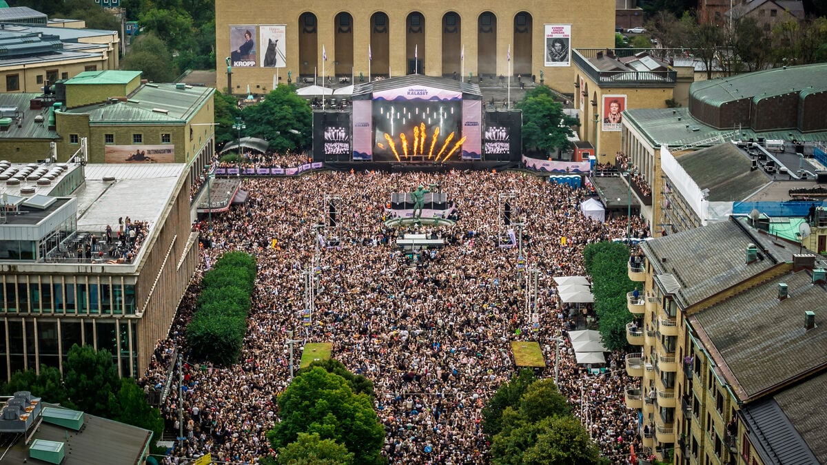 40,000 gather for Swedish House