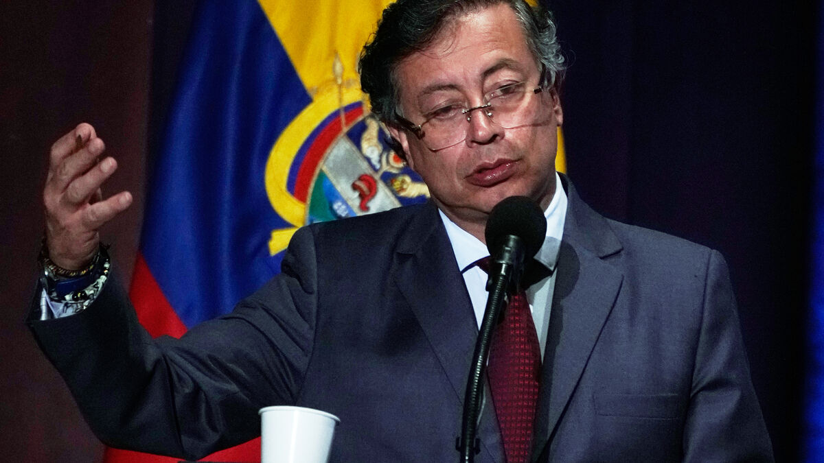 After threats against Colombia, Trump