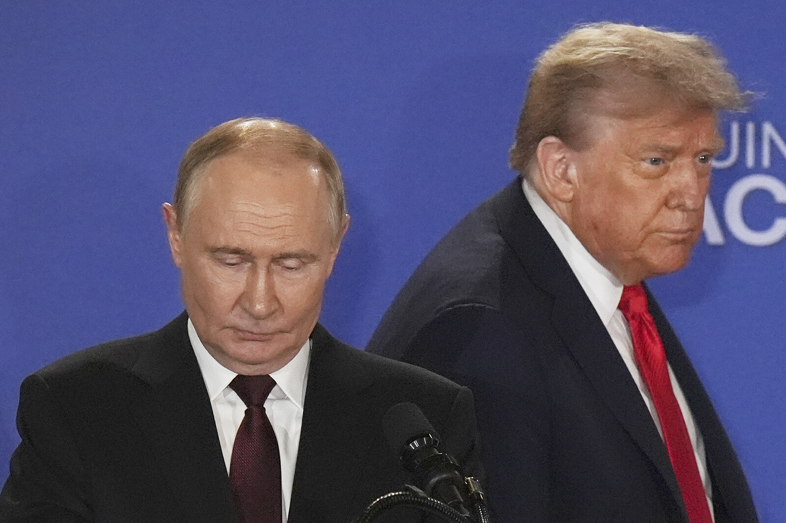 Putin and Trump Meet in Alaska to Discuss Ukraine Conflict