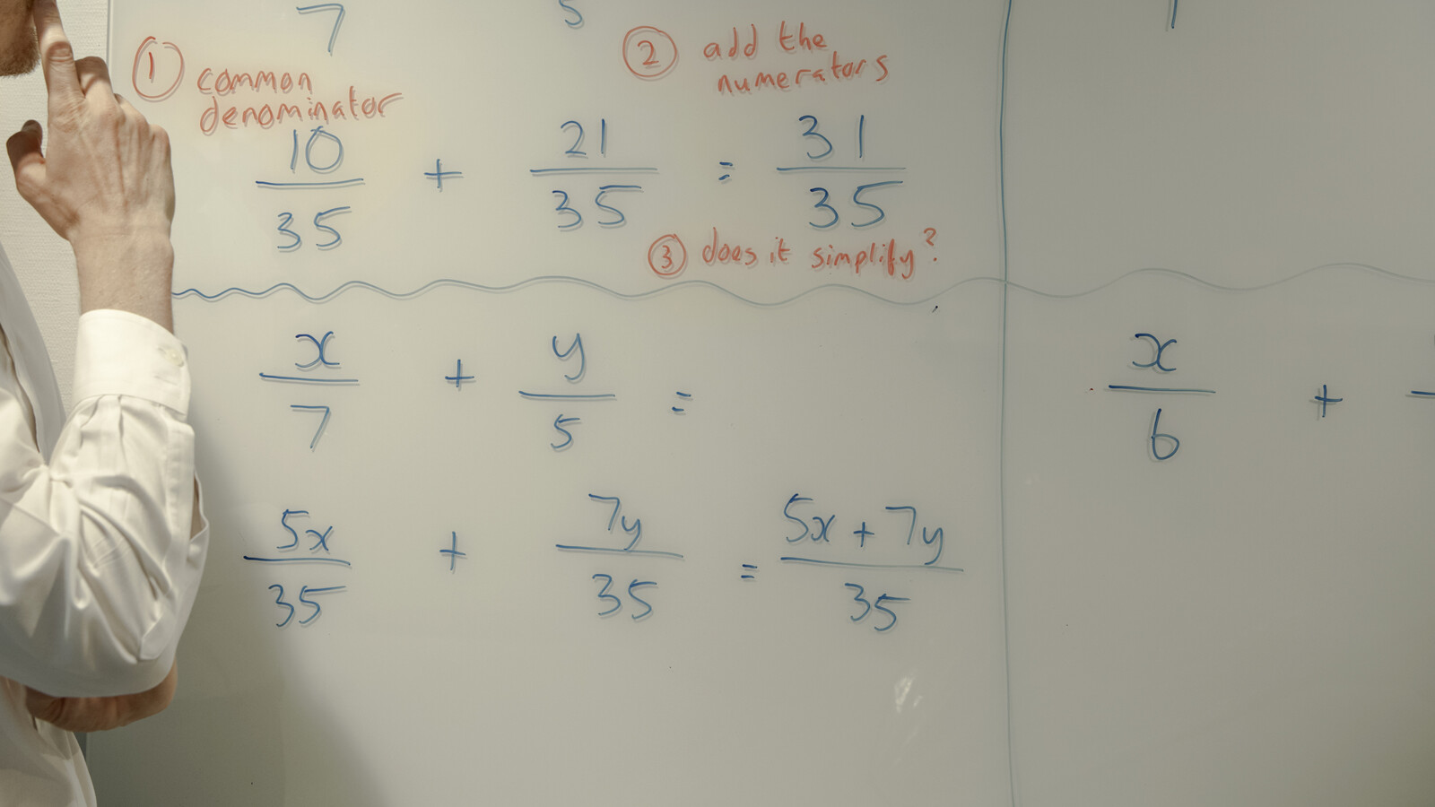Economics Students' Math Skills Lagging, Warn Swedish Educators