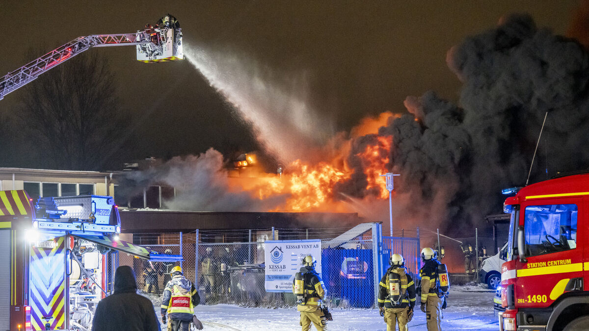 Fire in Malmö - the public is warned about the smoke