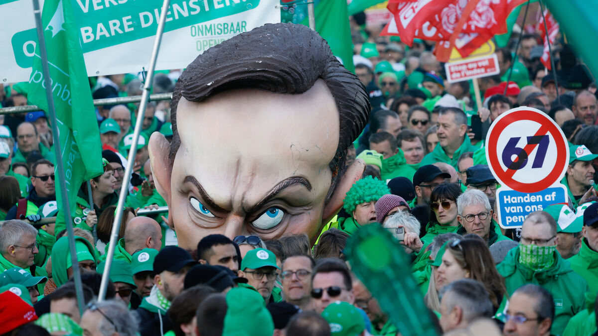 100,000 on the march in