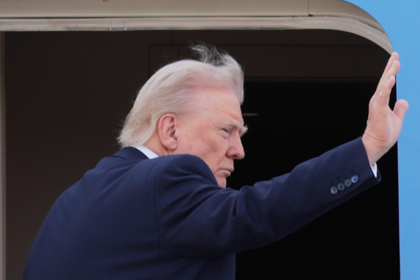 Trump Skeptical of Extending Tariff Pause