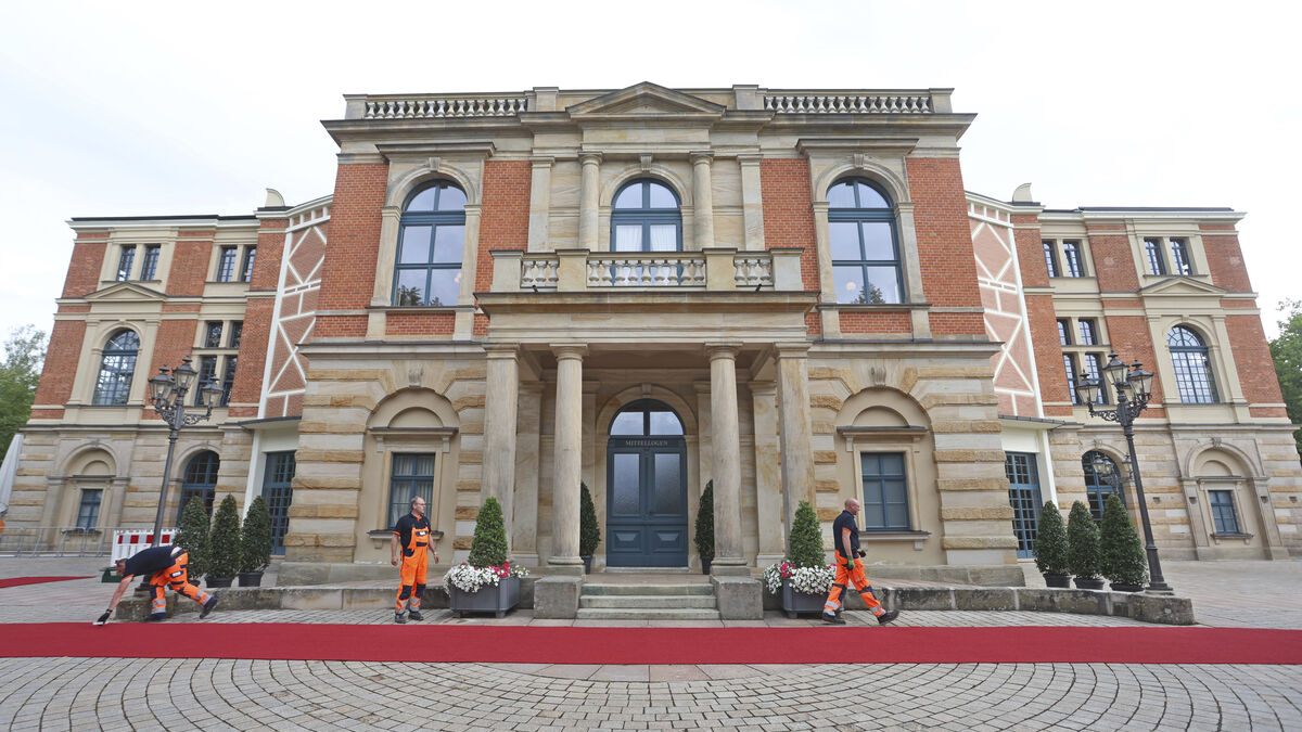 AI projections booed at Bayreuth Wagner Festival